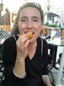 pssshhhh - this is me in Strasbourg, tasting the soul of France